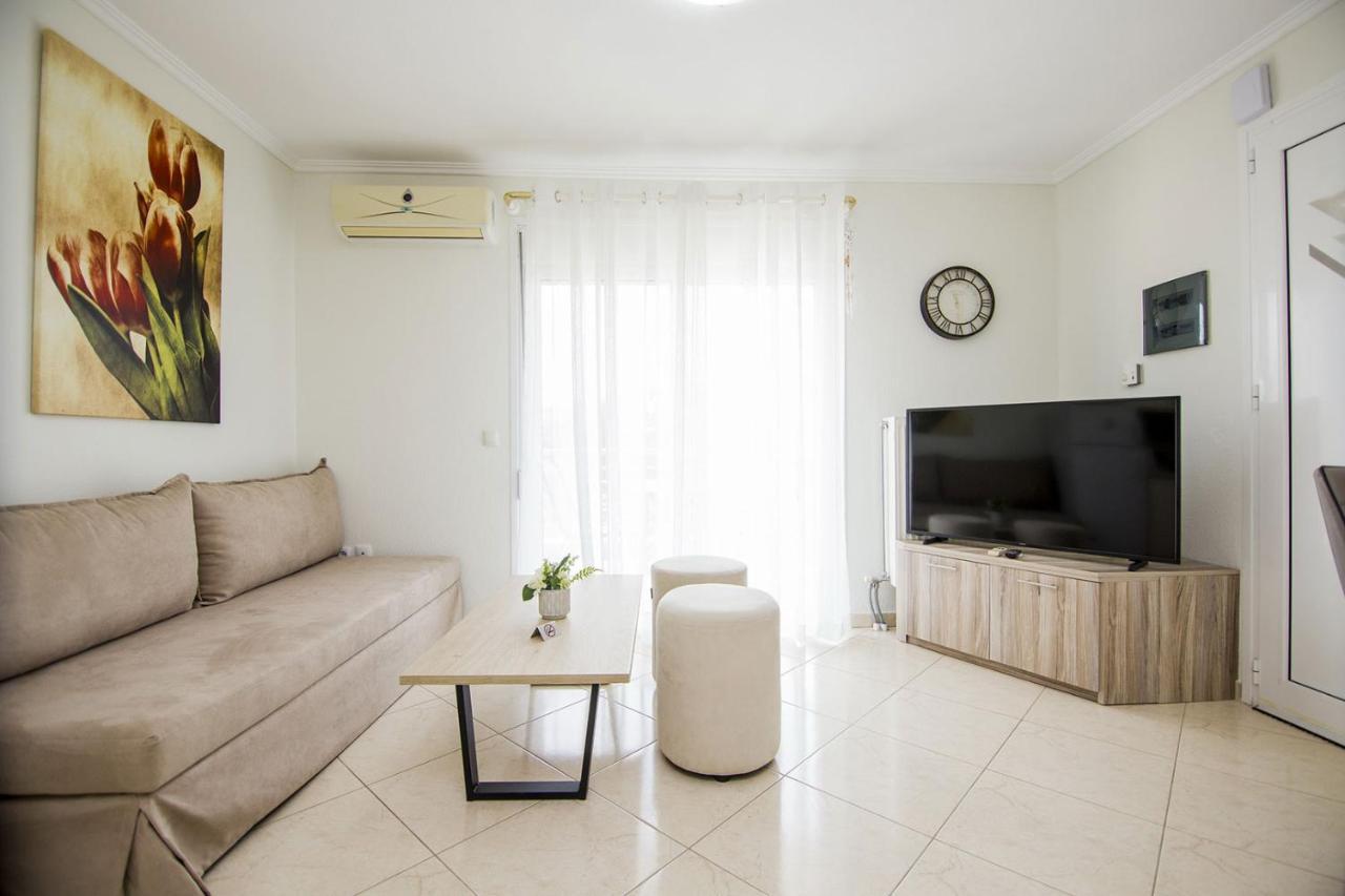 Ofrínion Kasta Bnb מראה חיצוני תמונה