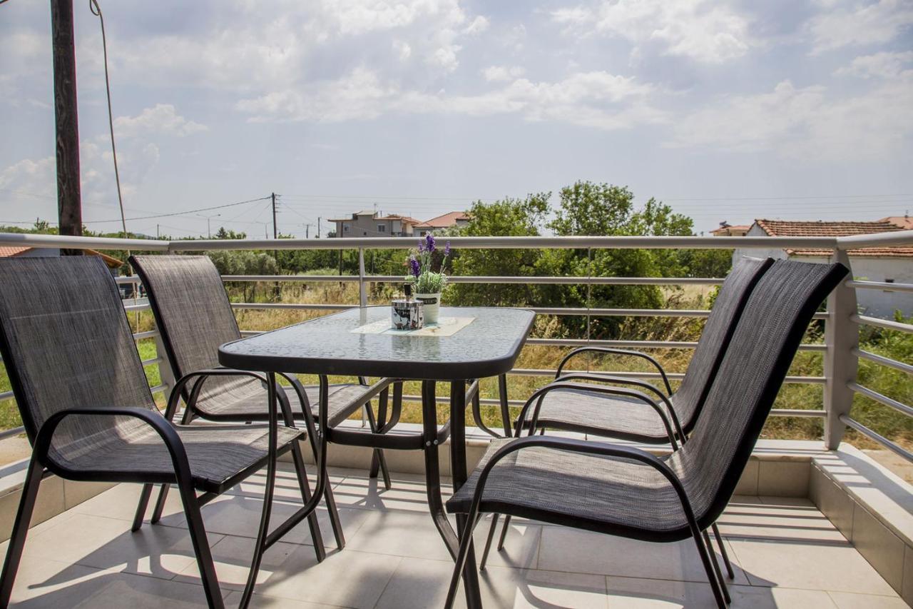 Ofrínion Kasta Bnb מראה חיצוני תמונה